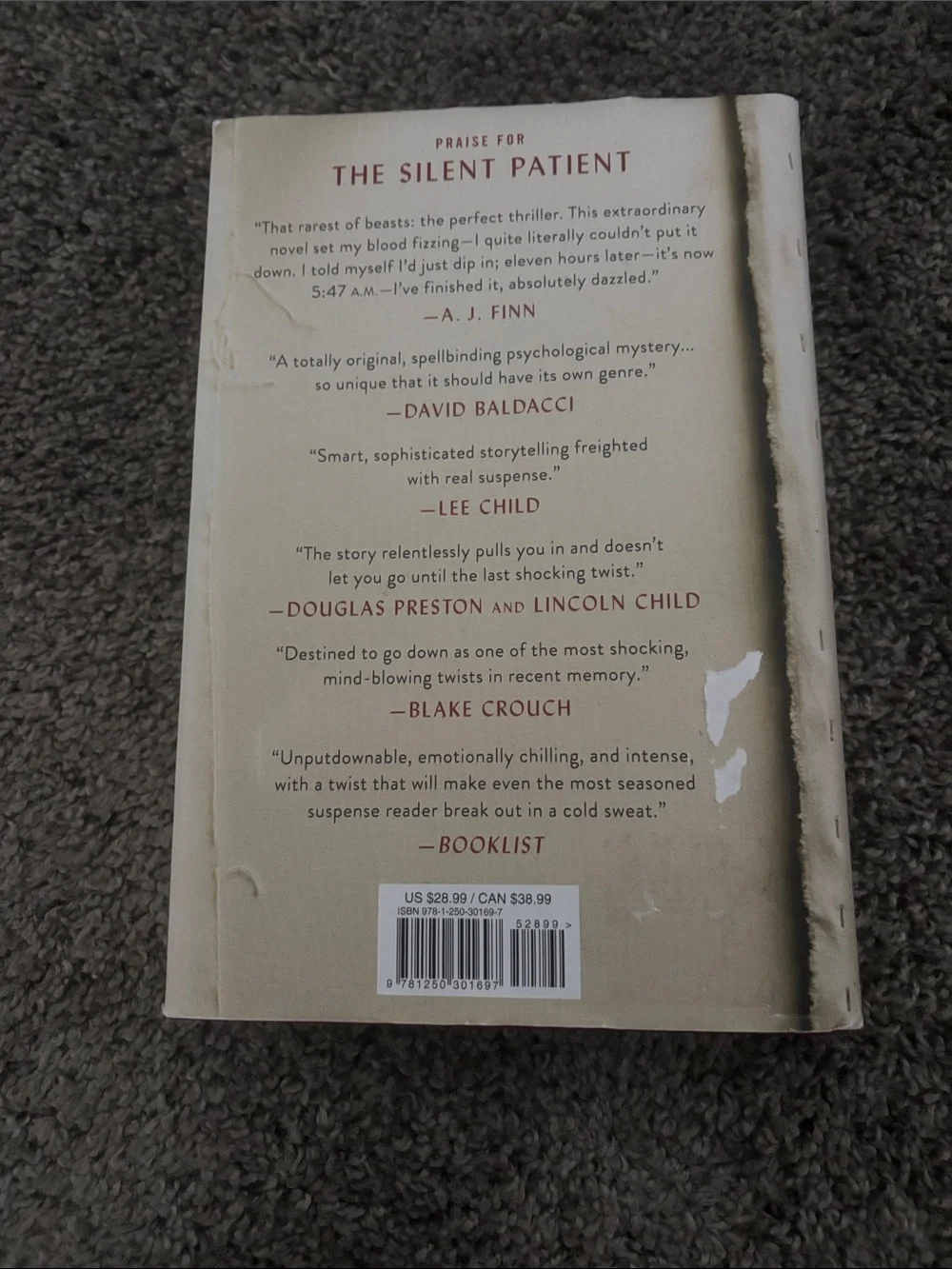 The Silent Patient Hardcover Book Alex Michaelides Fiction Thriller White Red OS